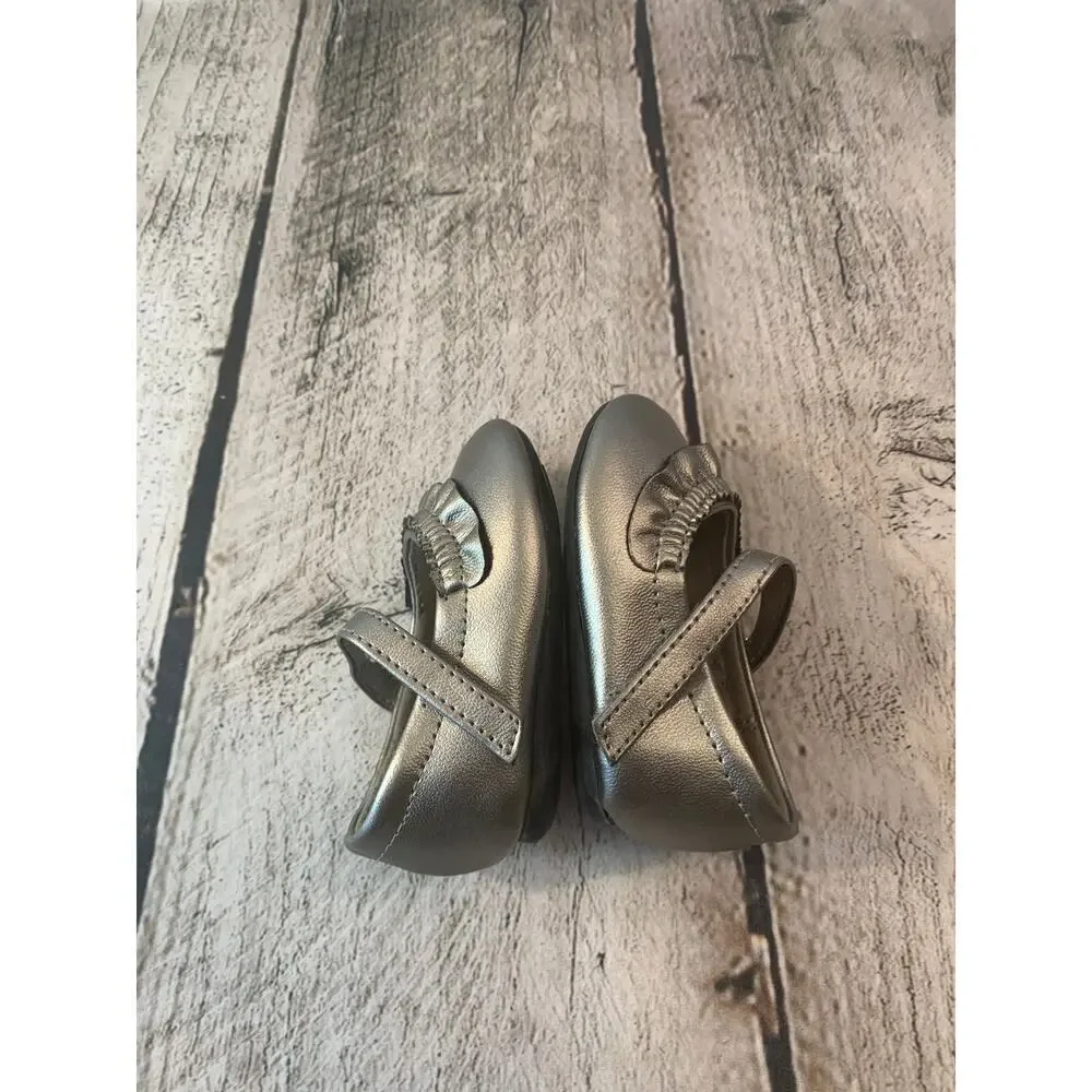 TEENY TOES Girl’s Mary Jane Pewter Shoes / Size: 1W Baby
